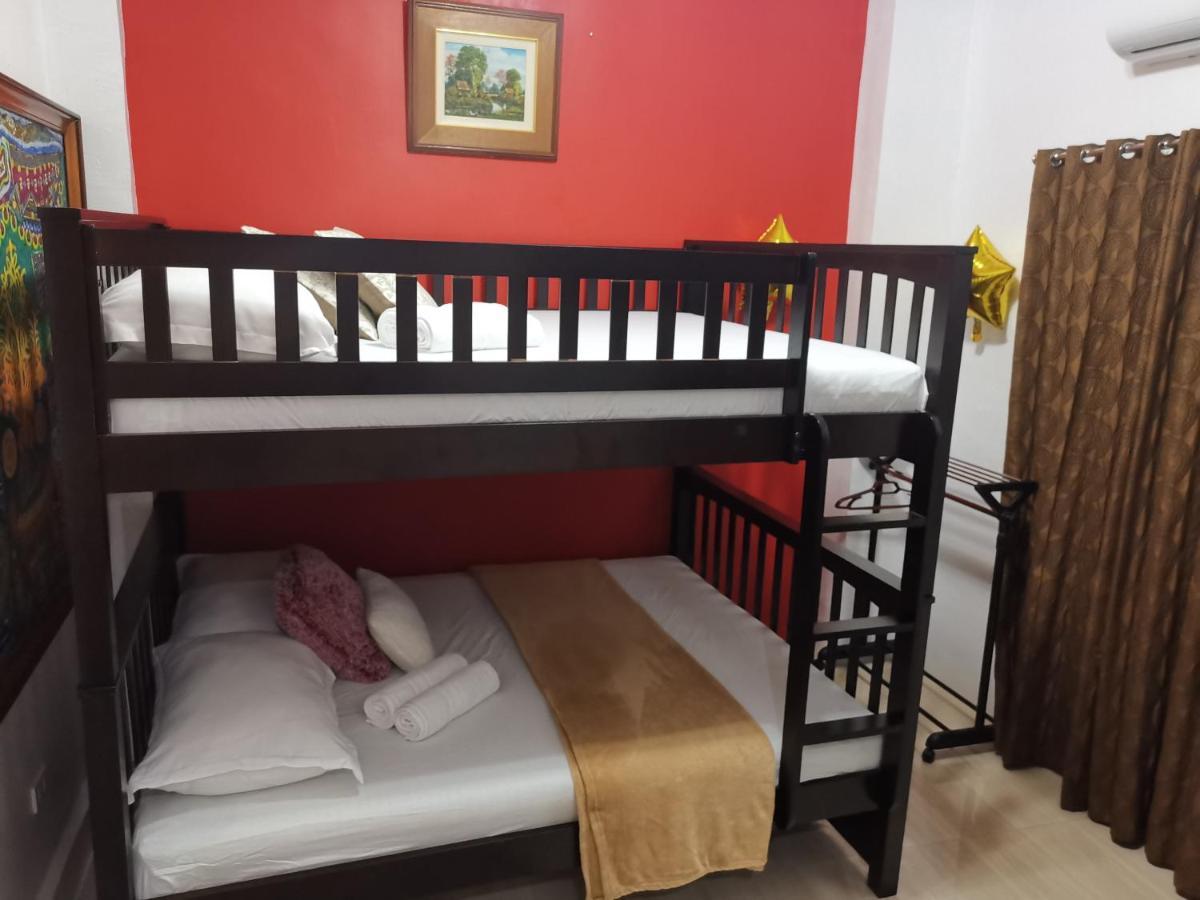 Country Bug Inn Tagaytay City ภายนอก รูปภาพ