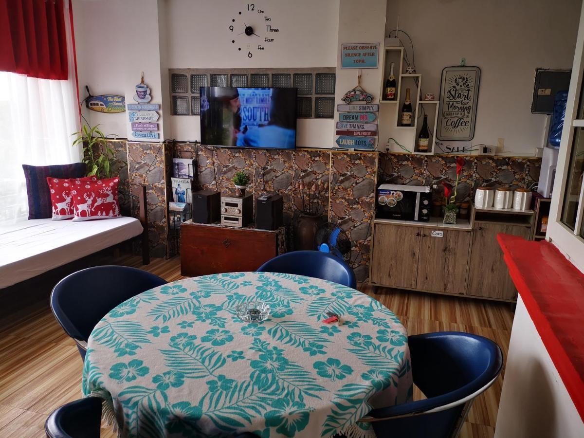 Country Bug Inn Tagaytay City ภายนอก รูปภาพ