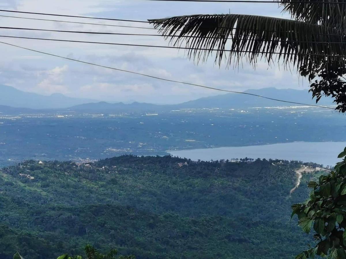Country Bug Inn Tagaytay City ภายนอก รูปภาพ